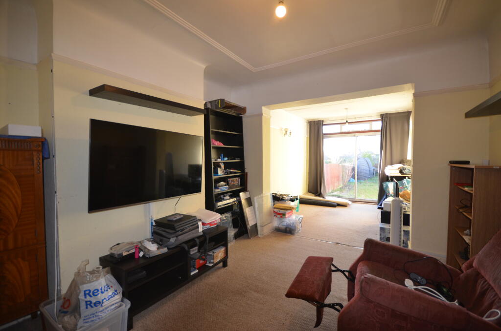 91 Kingshill Drive, Harrow HA3 8QQ