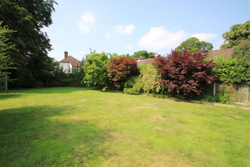 Gardens Aspect 2