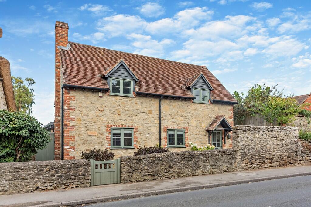 8614390-exterior1...