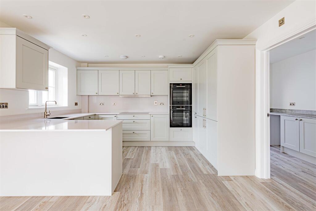 L J Imaging (Plot 11)-17.jpg