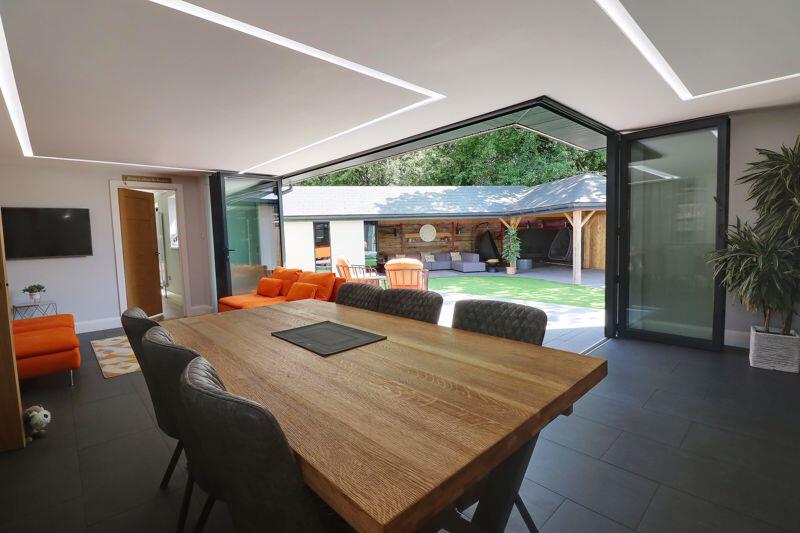 Kitchen/Diner/Family Room