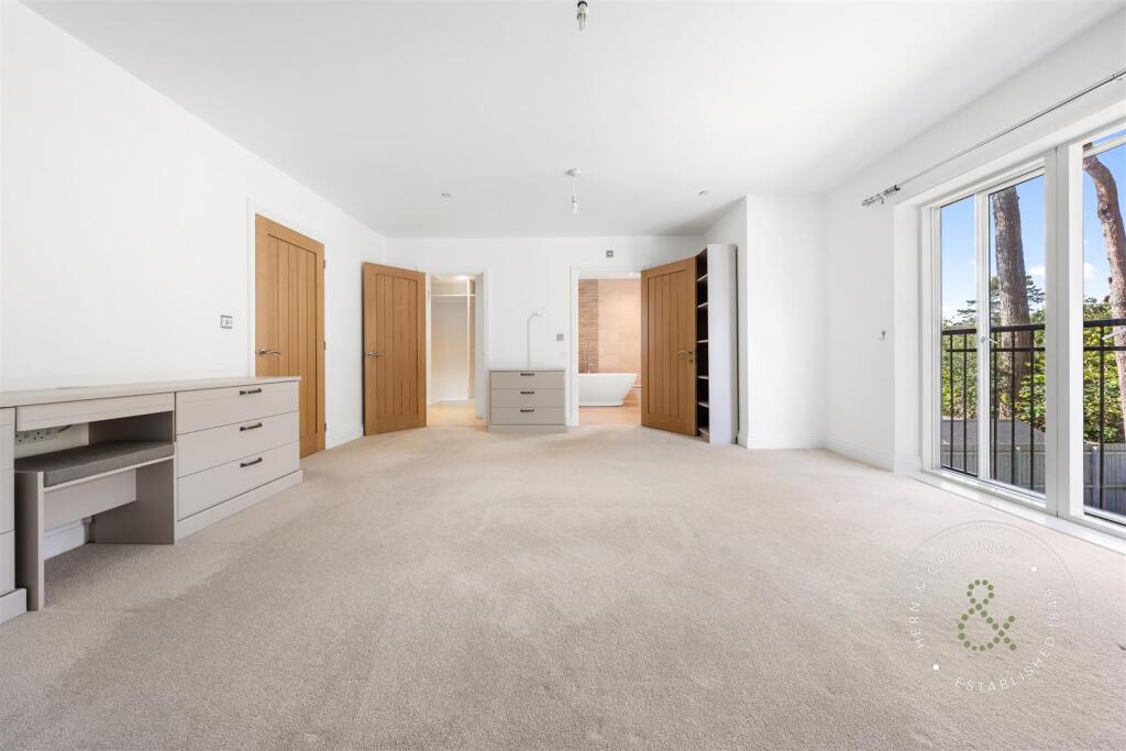 The Paddock (40).jpg