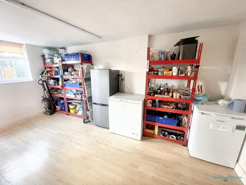 Billingham Close, Hillfield, Solihull, B91 3UQ