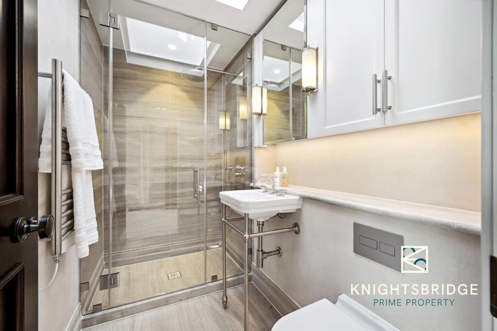 4 Chester Sq (24).jpg