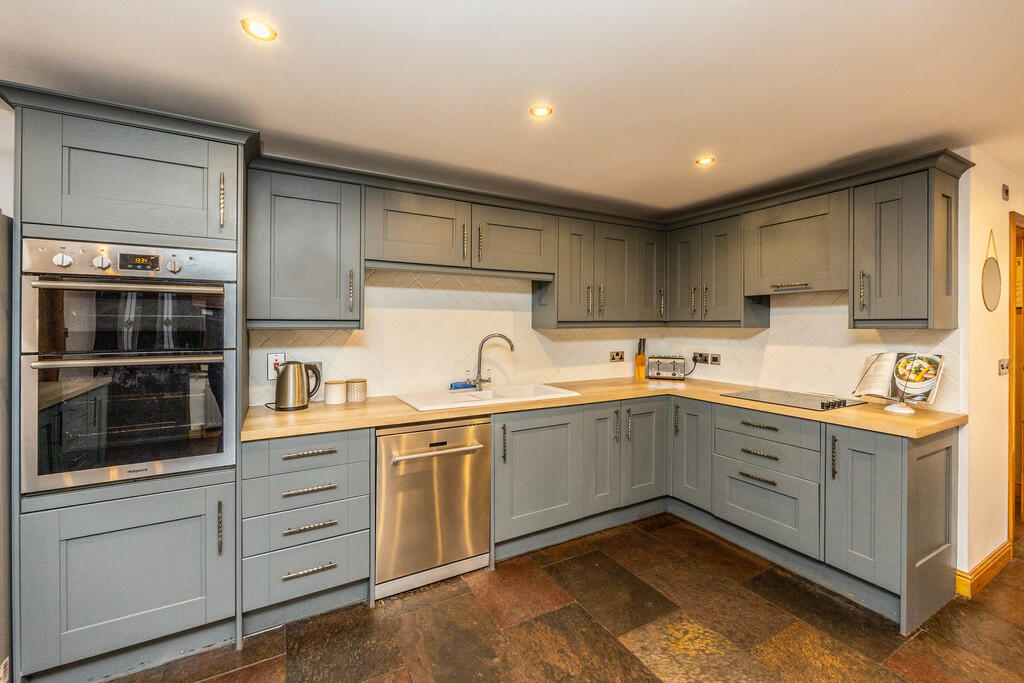 153WRScholes-2510...