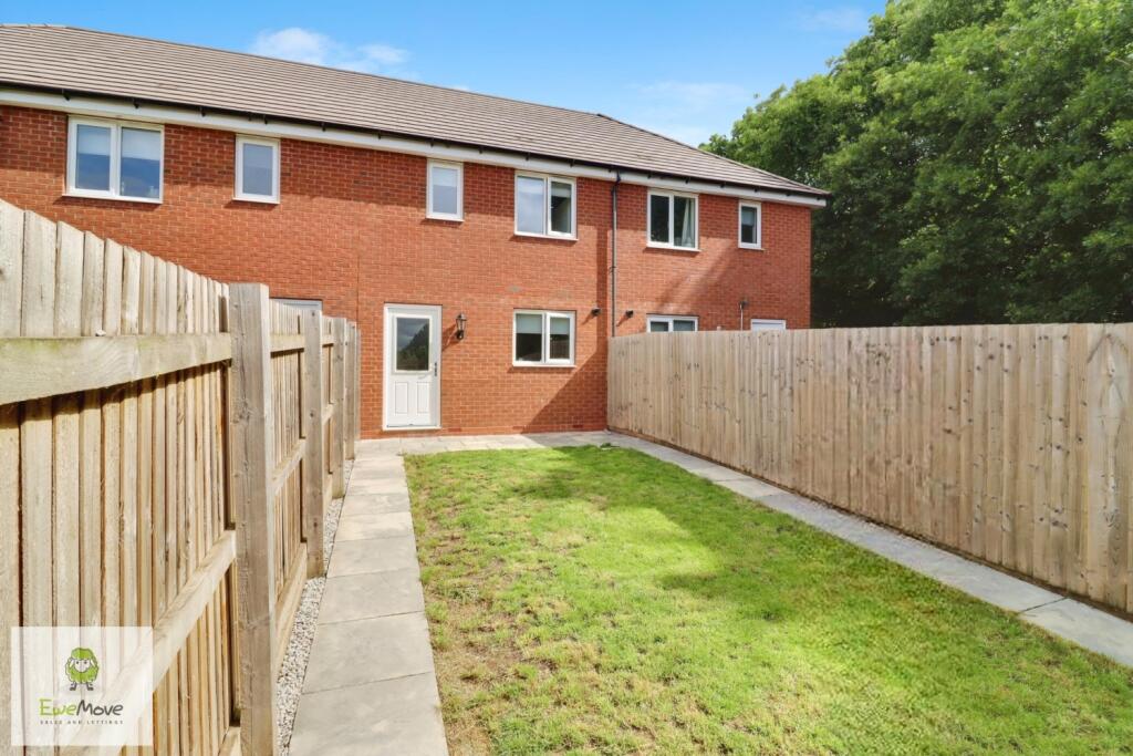 Back garden - EweMove Cannock