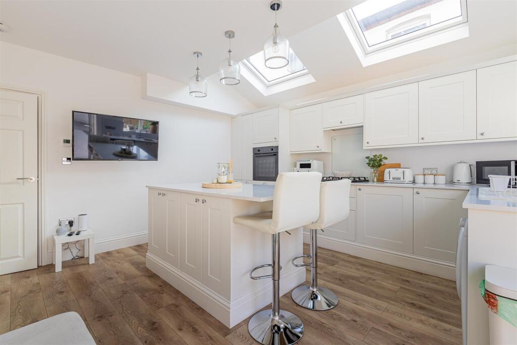 Cambridge Street 5-25.jpg