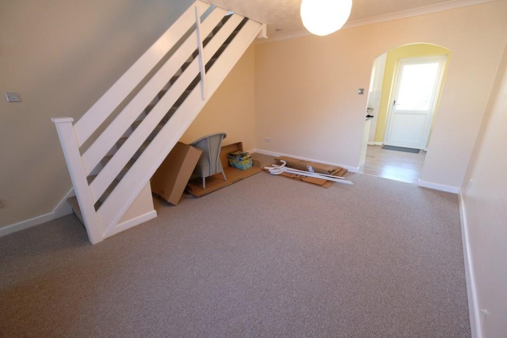 SITTING/DINING ROOM