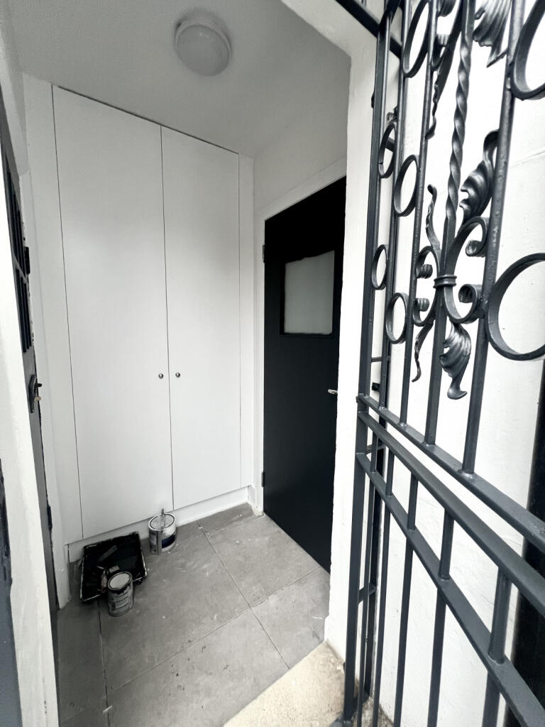 Entrance / Storage