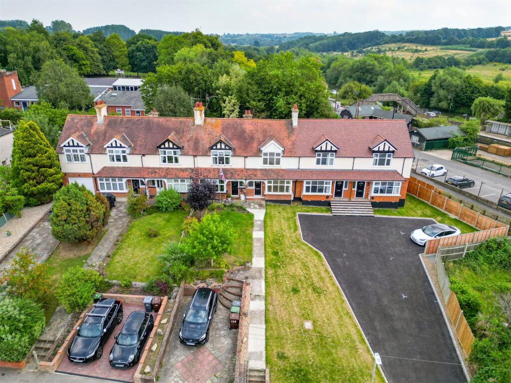 Aerial Front 141.jpg