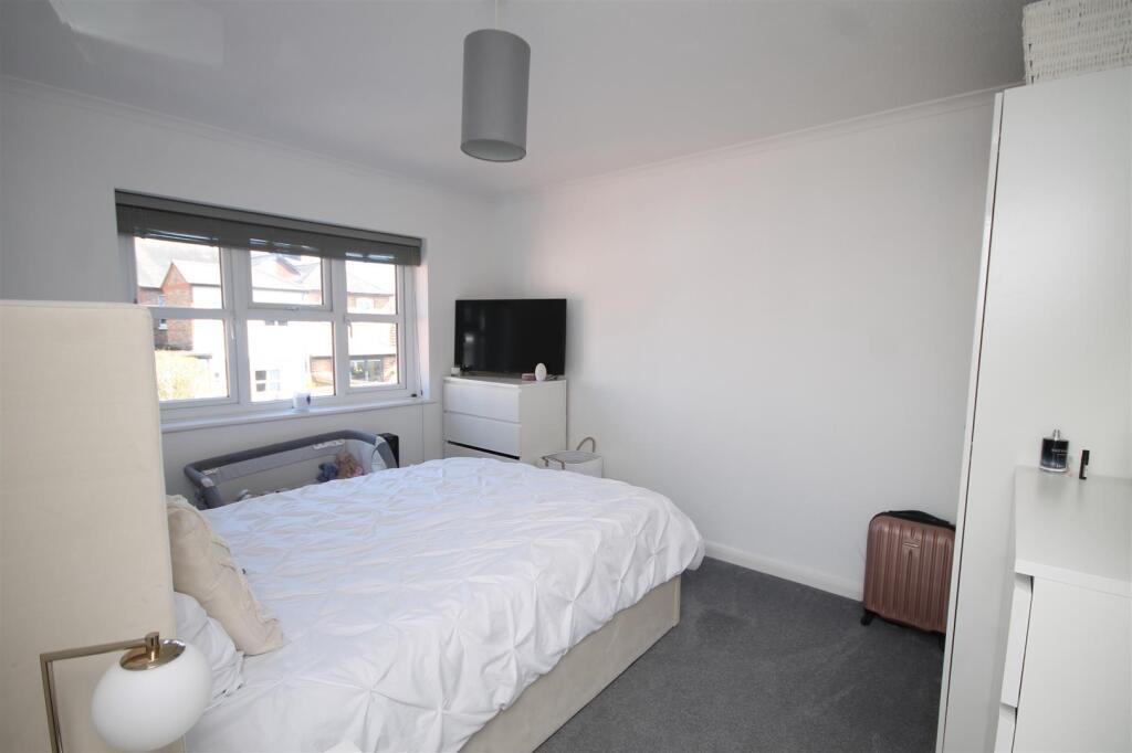 bed 1.JPG