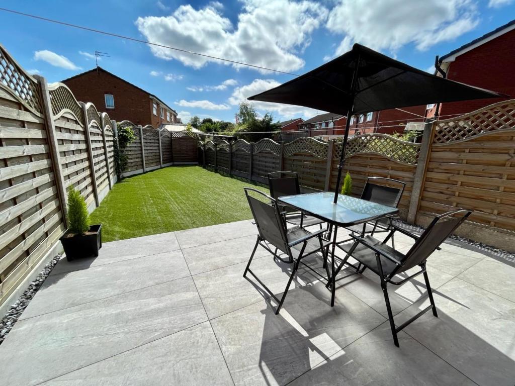 Outside - Rear Garden