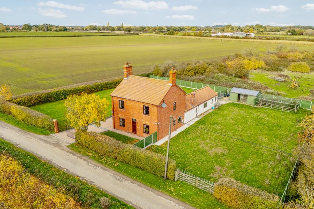 Grange Farm Cottage (Bassingham)-1