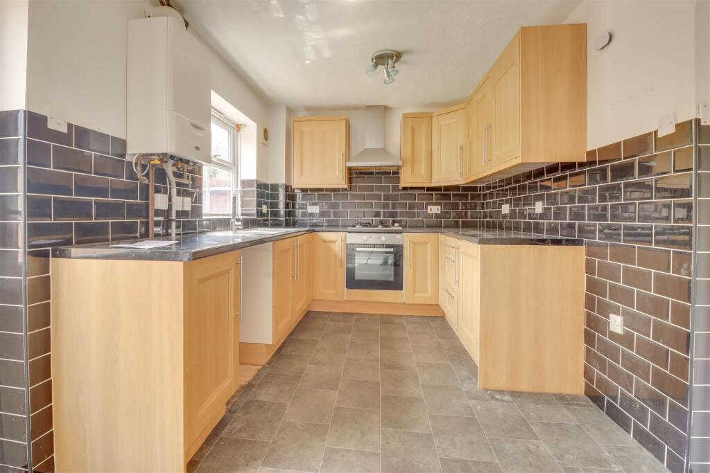 41 WALLACEE DRIVE INSIDE-7.jpg