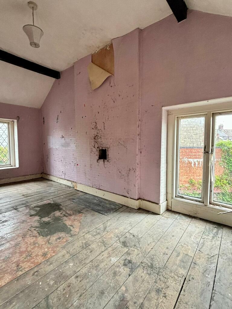 Main bedroom