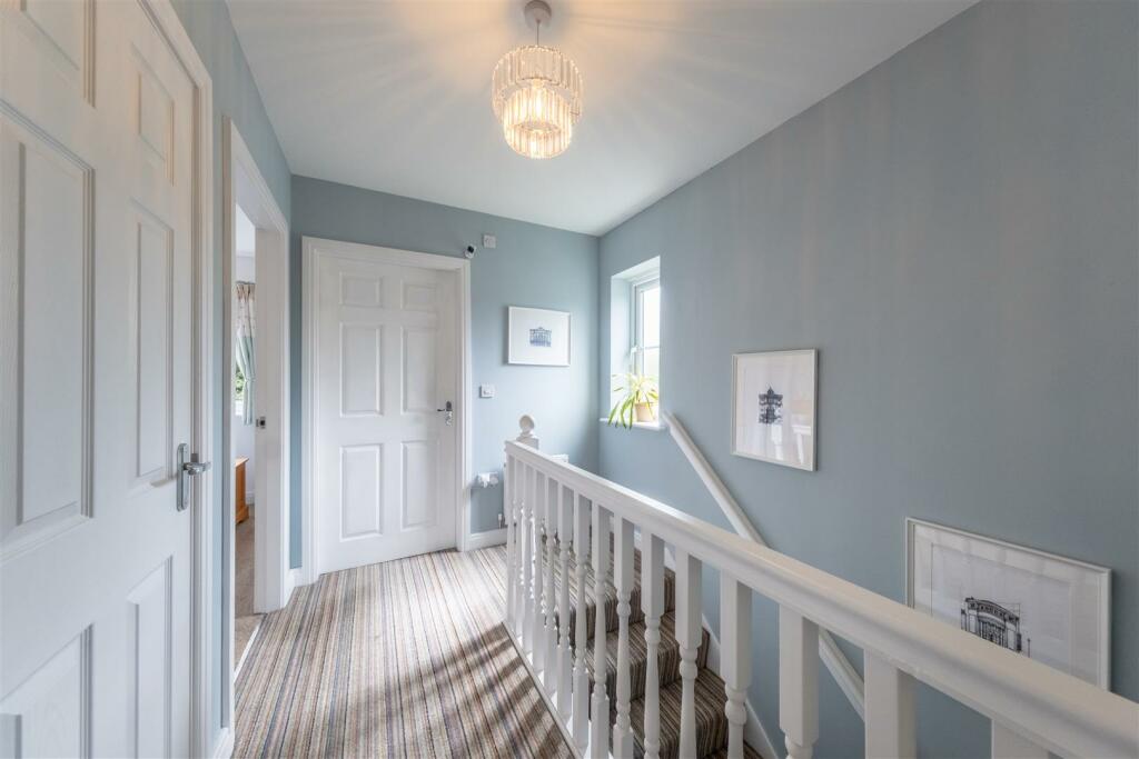 5 Flaxmere Way-022.jpg