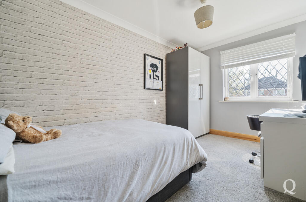 e82cb421-5971-4e6...