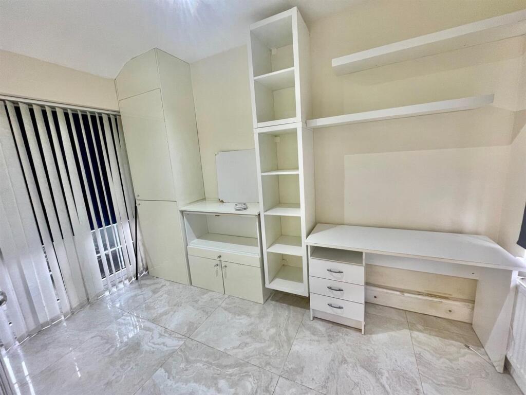 12 Kemble Close Study or Bed 4.jpg