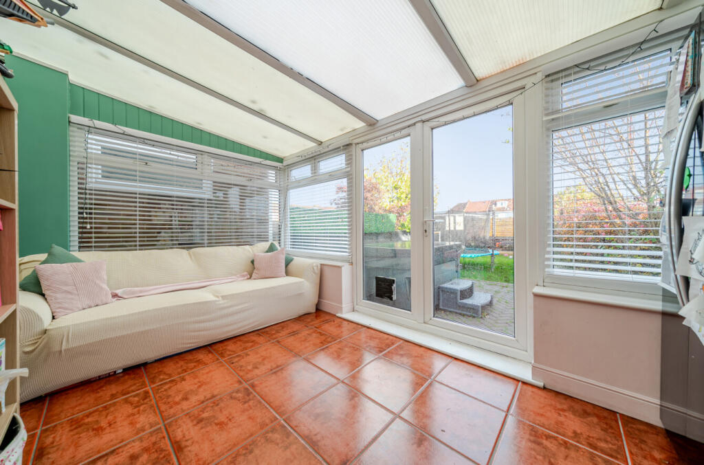 1380176-11-691201...