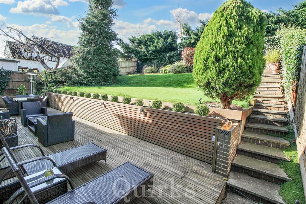 Rear Garden 1.jpg