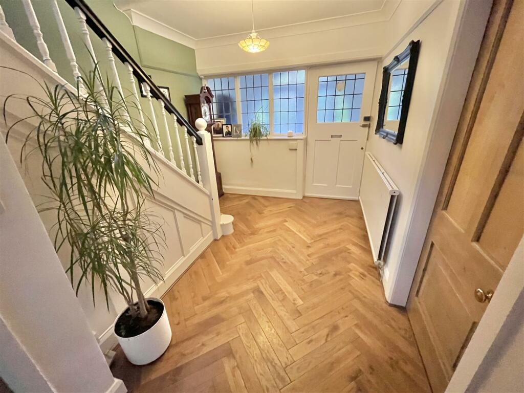 Entrance Hall Aspect 2