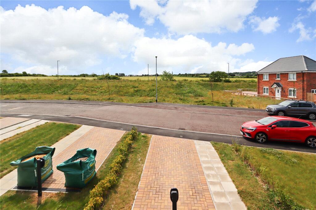 Front Drive/Outlook