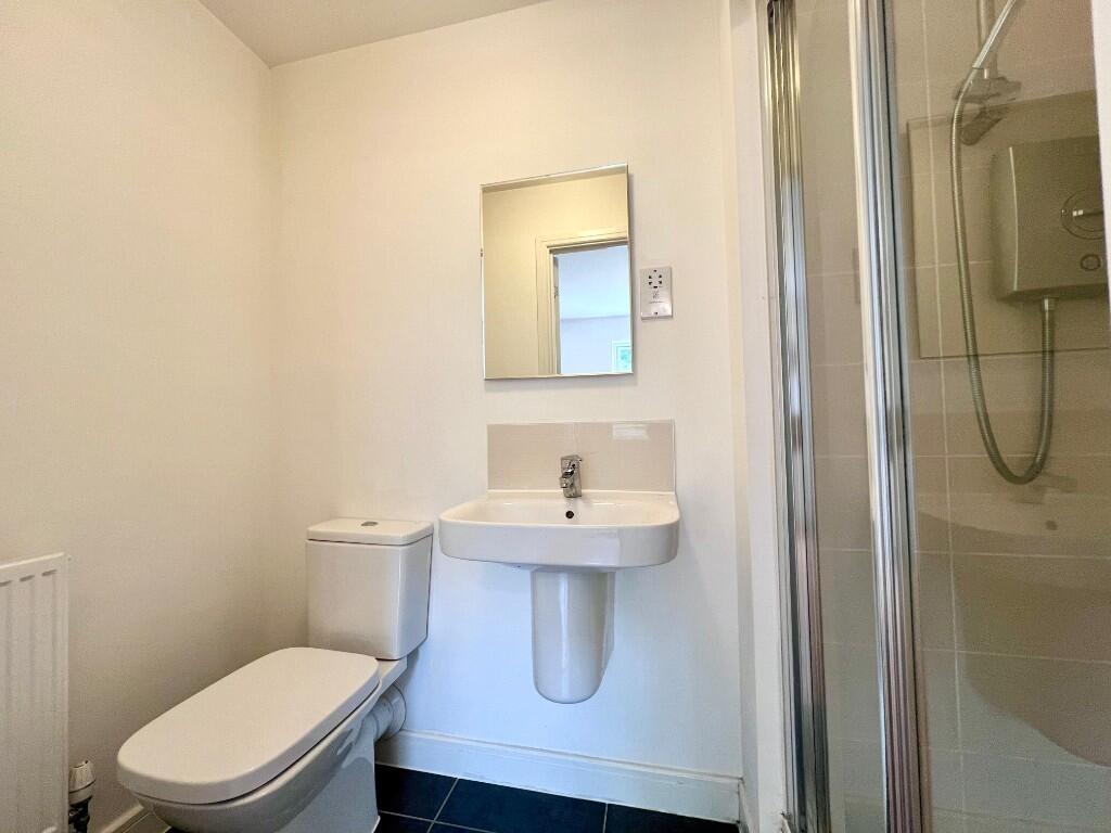 Shower Ensuite
