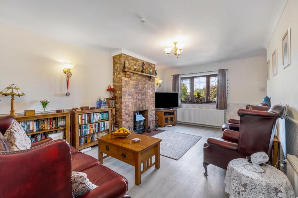 16 Clough Road (Holbeach)-20