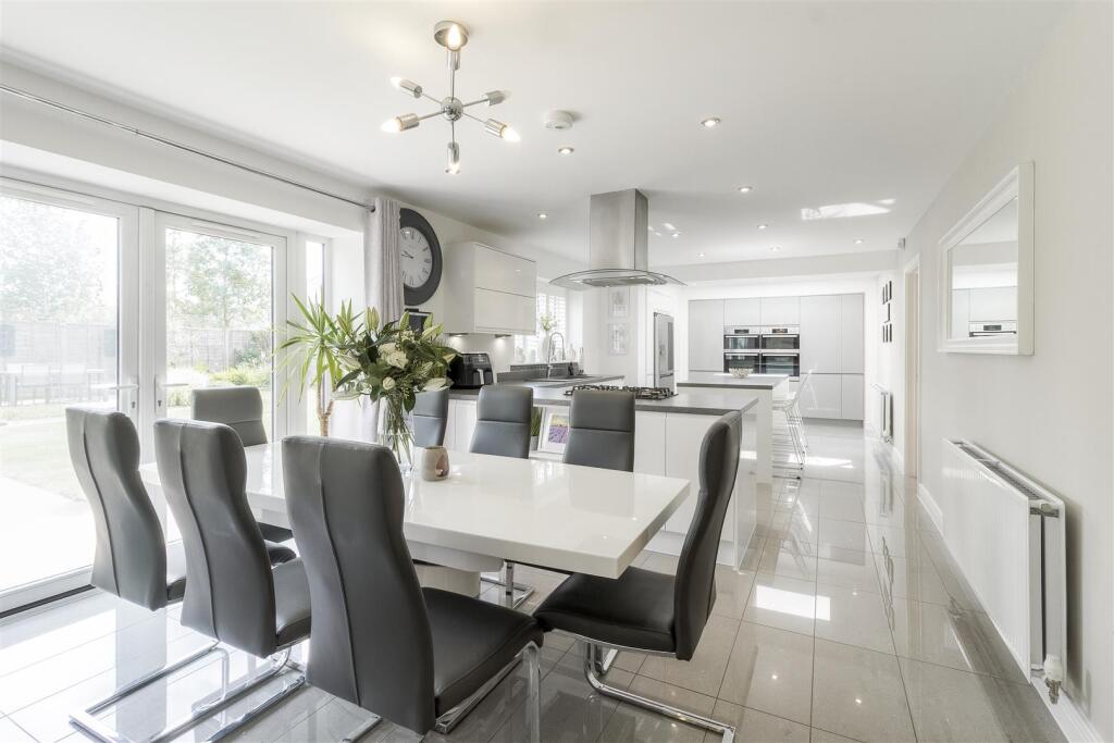 1 Farthington Drive, Nuneaton