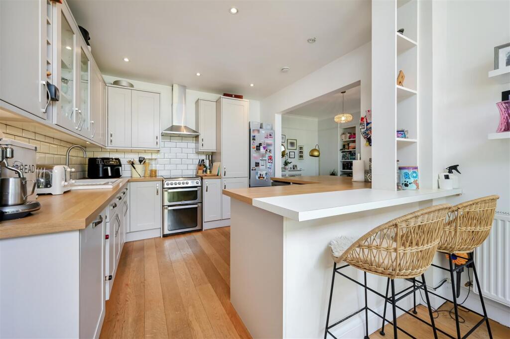 MELBURY GARDENS, 86B-34.jpg