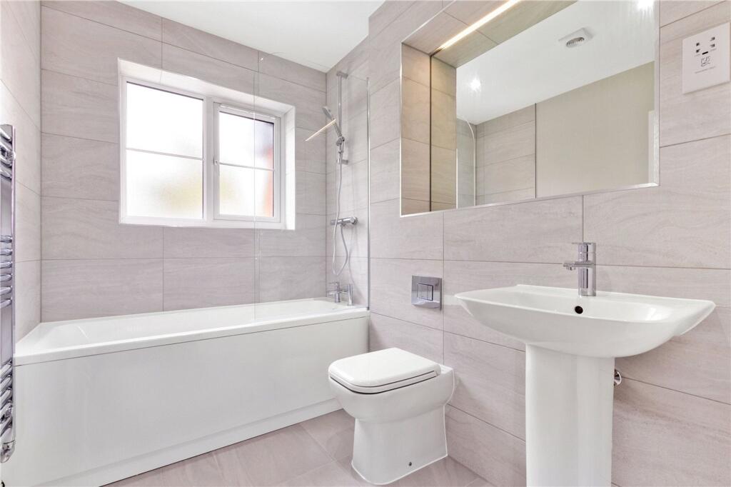 Main Bathroom