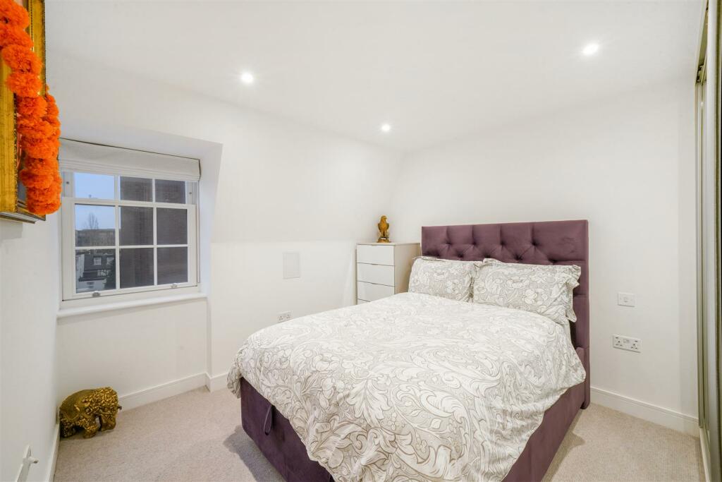 23 Garland Court, Lisgar Terrace - bTgY9mfyqxzuqzU