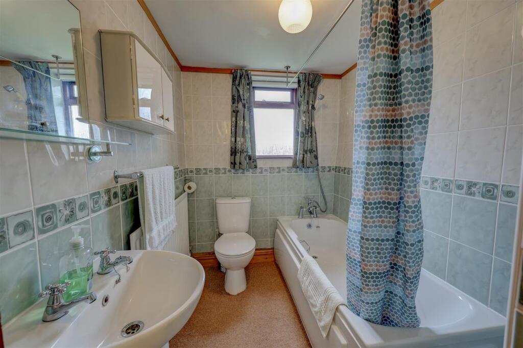 Annexe Bathroom