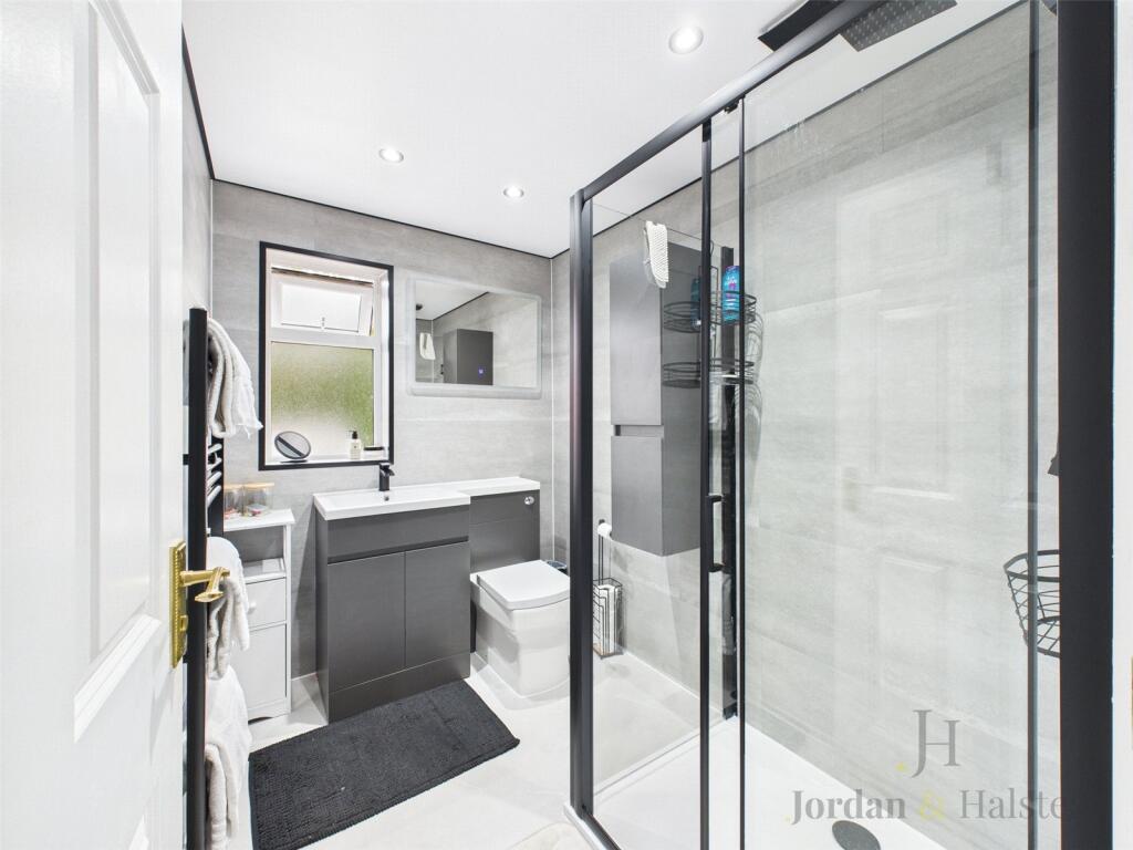 Ensuite