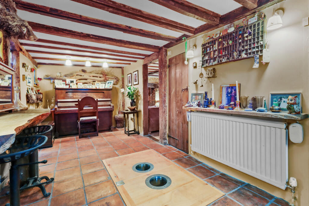 Hall IMG_1896