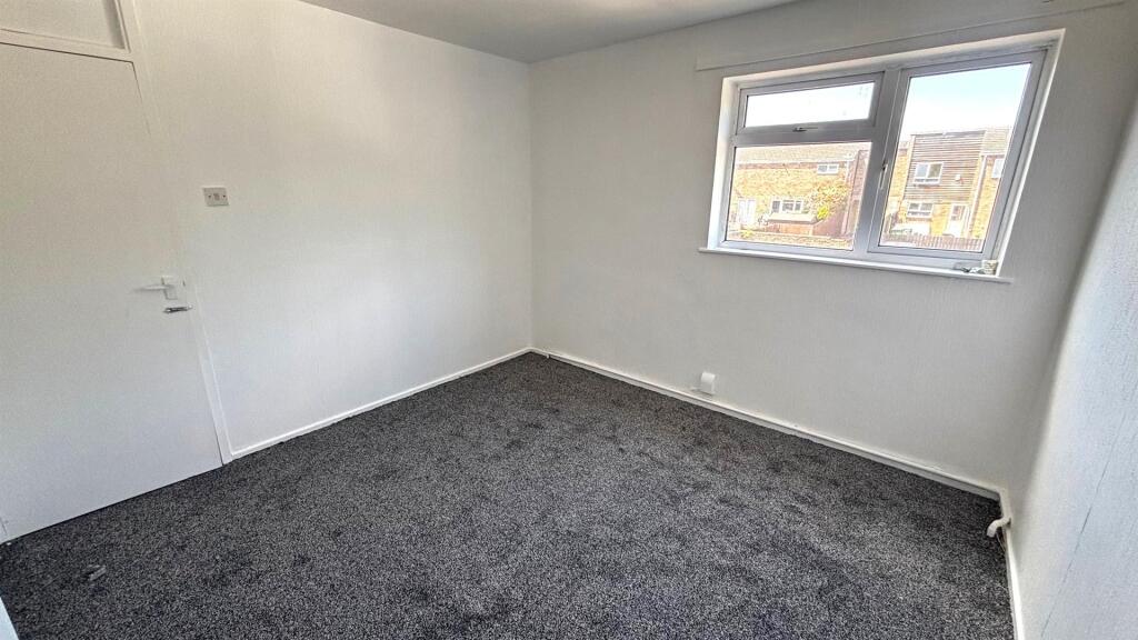 Bedroom 1.1.jpg