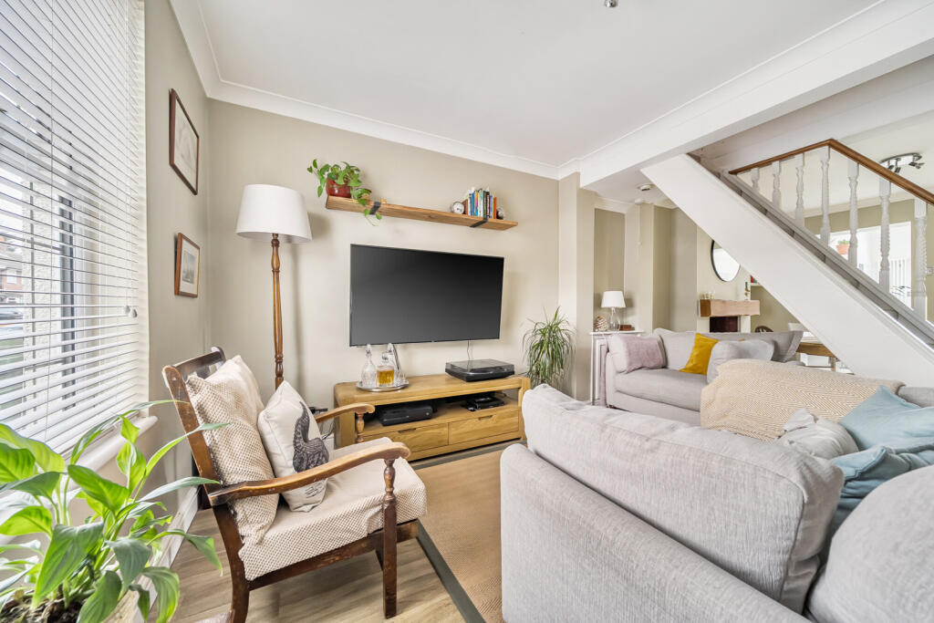 1396218-24-695d2a...