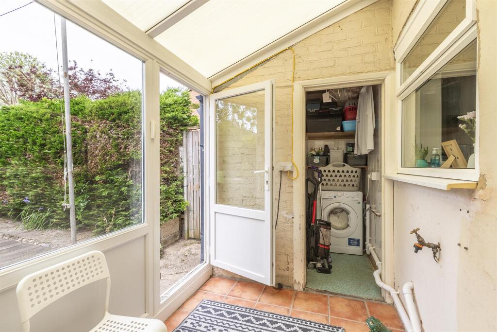 Conservatory / Utility Room
