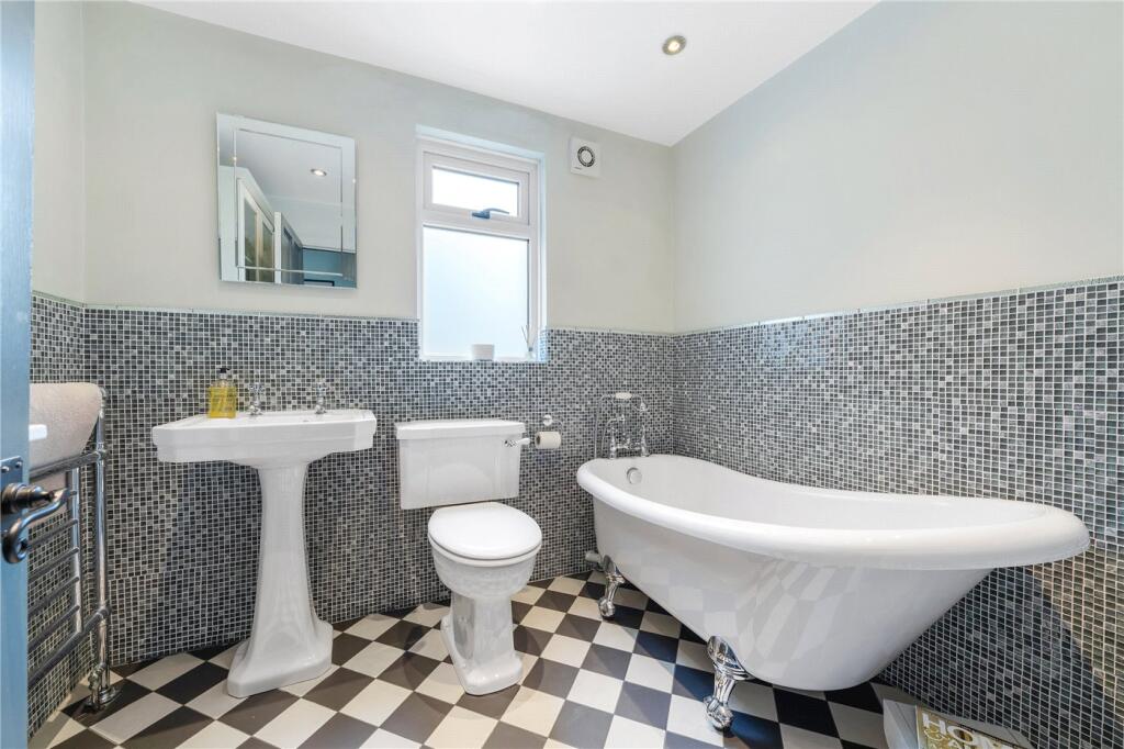 Bathroom 3