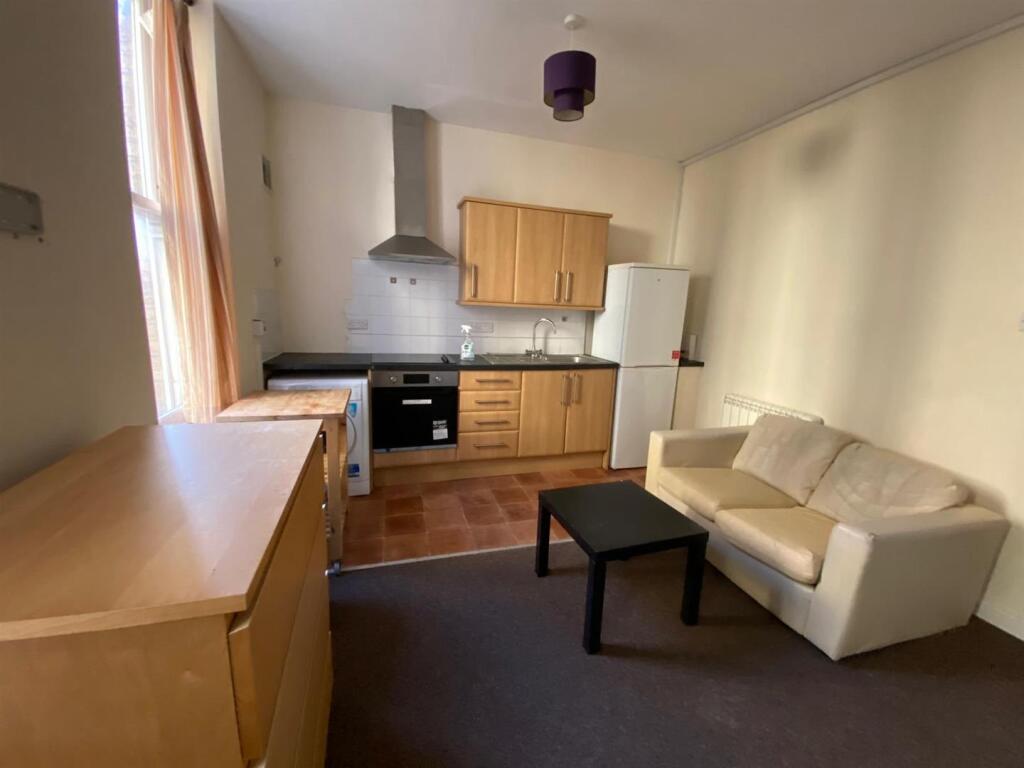 WhatsApp Image 2025-09-09 at 16.13.39 (9).jpeg