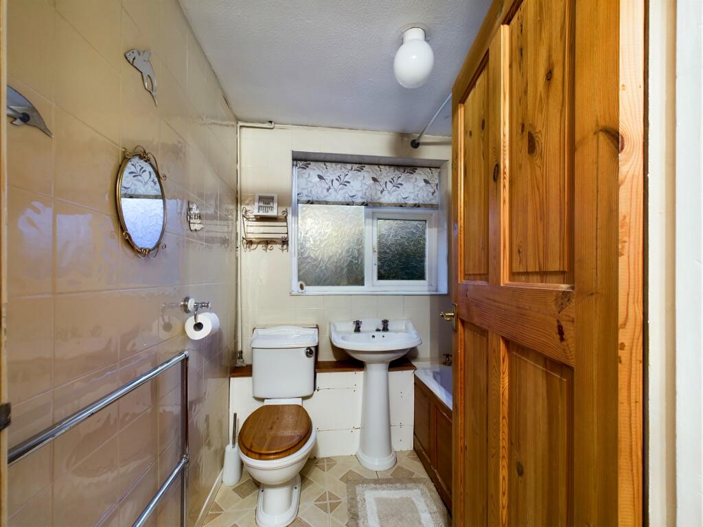 CAM02668G0-PR0139-STILL019