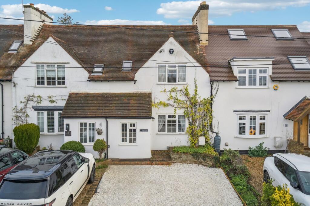 Roberts Lane, Chalfont St Peter, Gerrards Cross, SL9