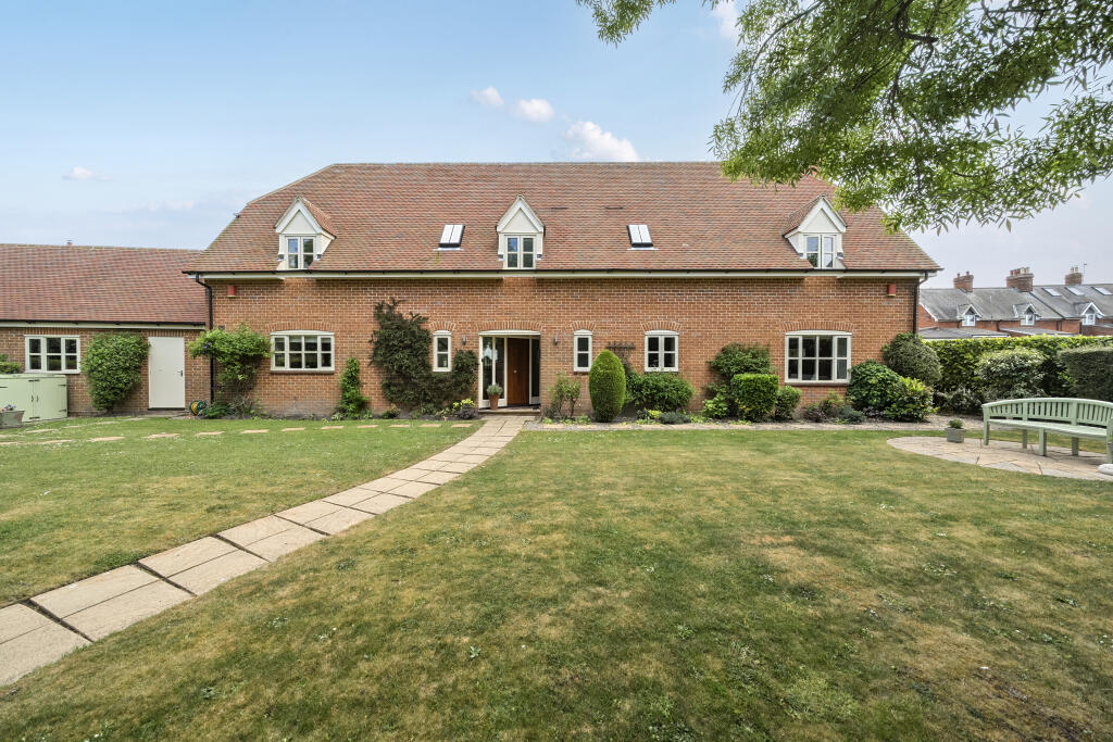 566822058490d5f1291204arw56