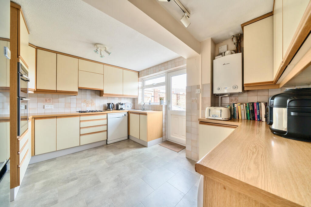 1288388-17-682dab...