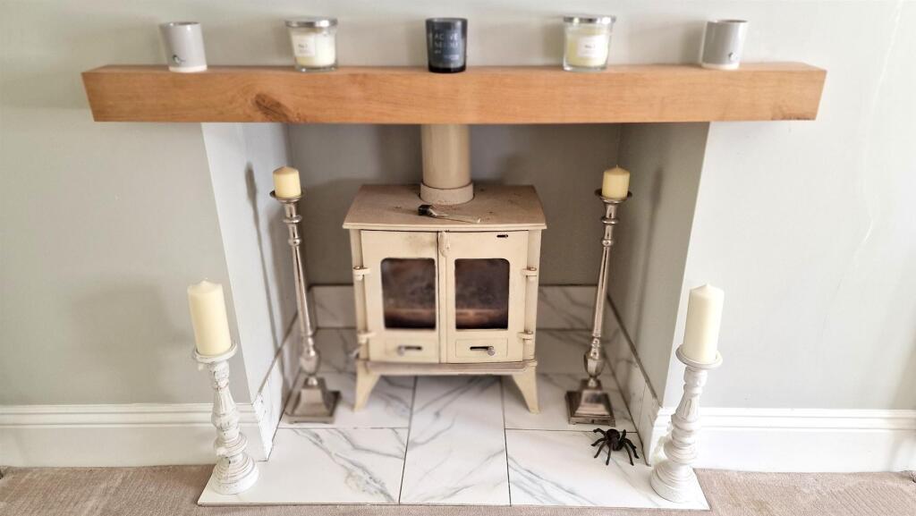 LOG BURNER.jpg