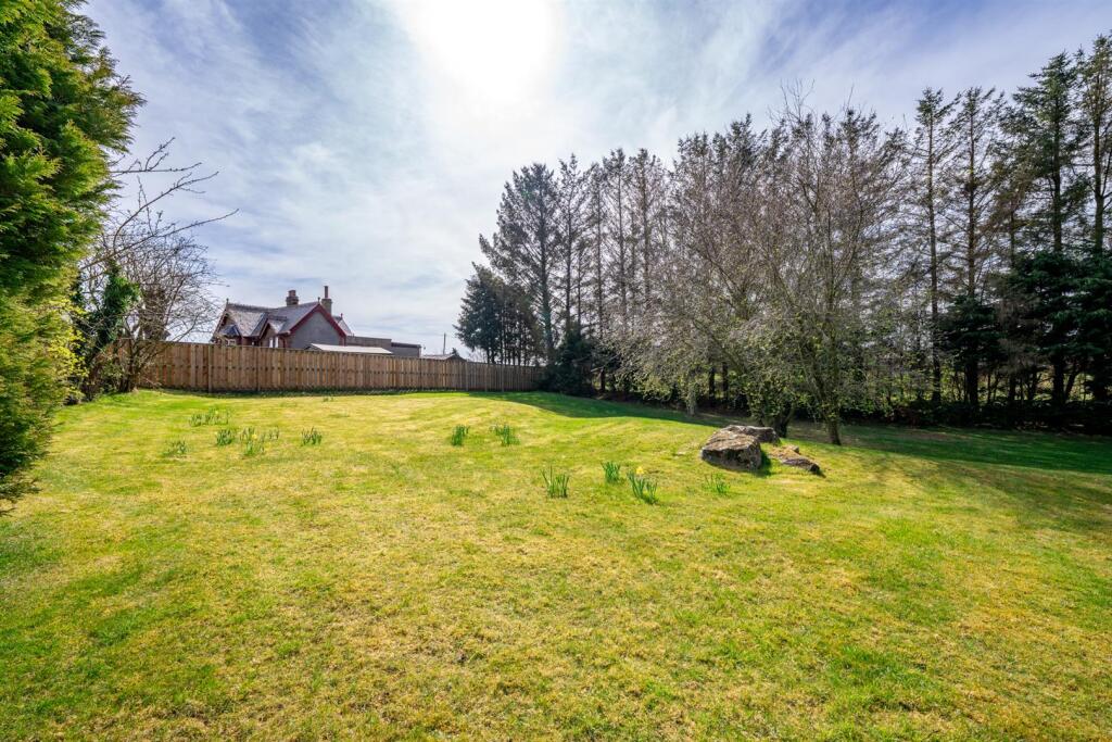 Pinewood House Gordon-46.jpg