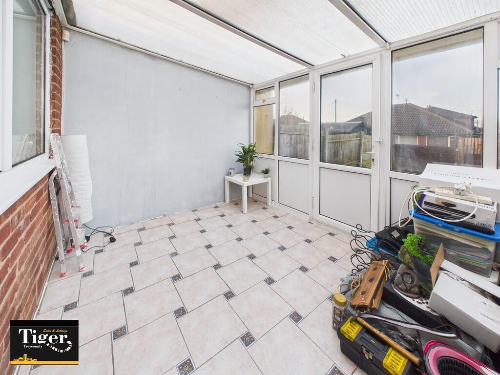 CAM02176G0-PR0769...