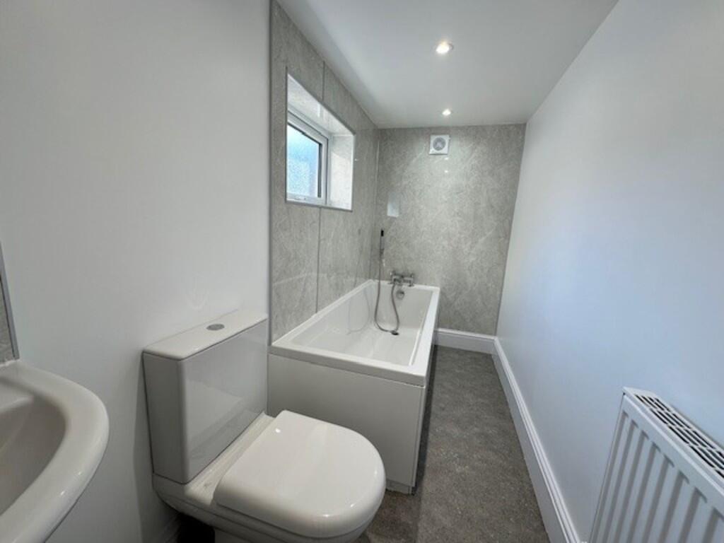 bathroom2
