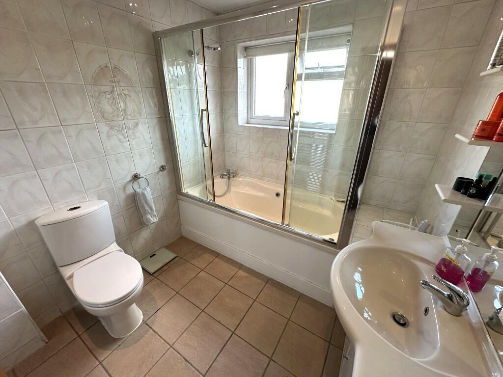 FITTED BATHROOM