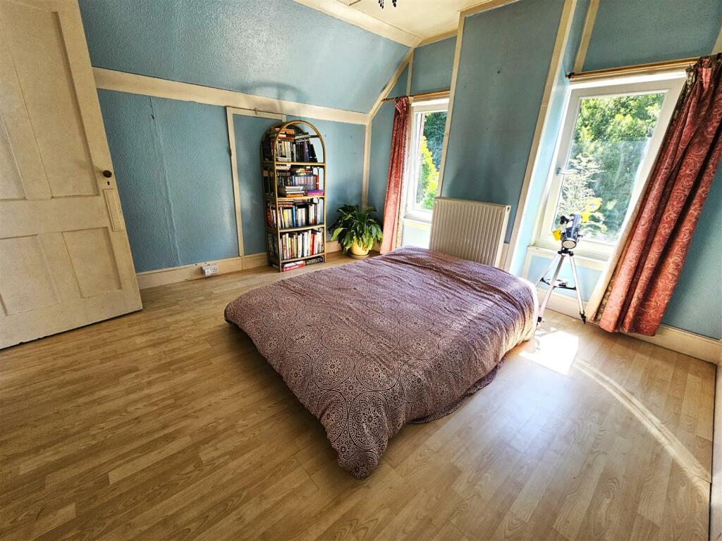 Bedroom 2.jpg